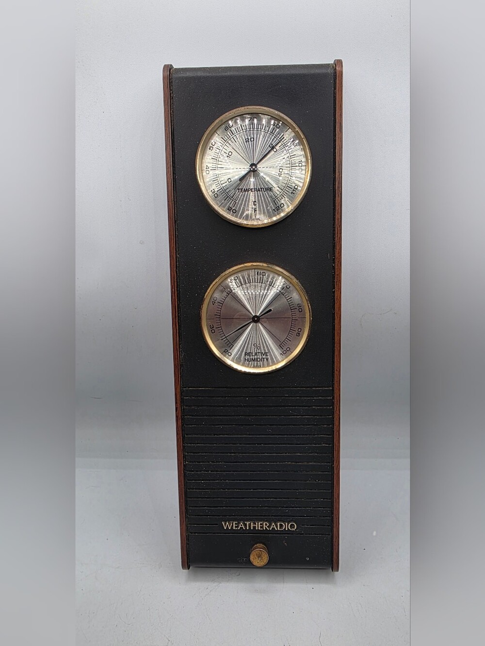 Vintage Rare Realistic Wall Hanging 12-150 Weather Station 3 Channel Radio Gauge